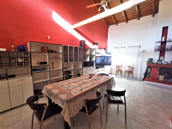 TEJAS DEL SUR I - CASA 3 DORM + ESCRITORIO - PILETA - LOTE 360M2