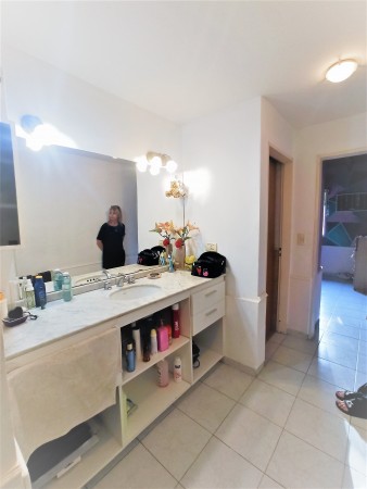 TEJAS DEL SUR I - CASA 3 DORM + ESCRITORIO - PILETA - LOTE 360M2