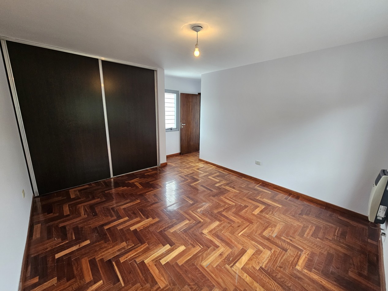 DUPLEX DE 182m2 c/PILETA - CAÑITAS -