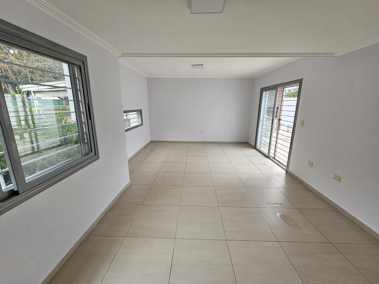 DUPLEX DE 182m2 c/PILETA - CAÑITAS -