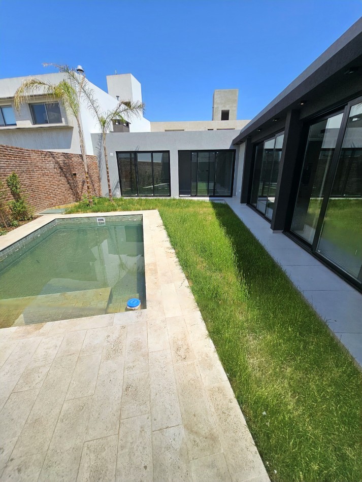 GREENVILLE 2 | CASA A ESTRENAR CON ASCENSOR | DISEÑO PREMIUM Y ACCESIBILIDAD TOTAL