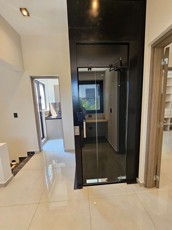 GREENVILLE 2 | CASA A ESTRENAR CON ASCENSOR | DISEÑO PREMIUM Y ACCESIBILIDAD TOTAL