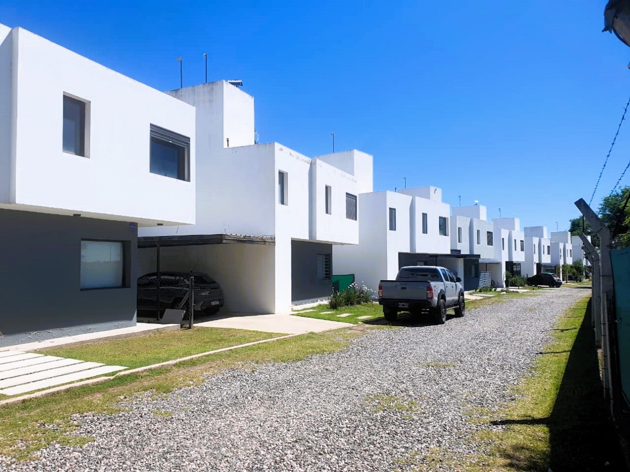 CASA 3 dormitorios - HOUSING Altos del Barranco - Valle Escondido