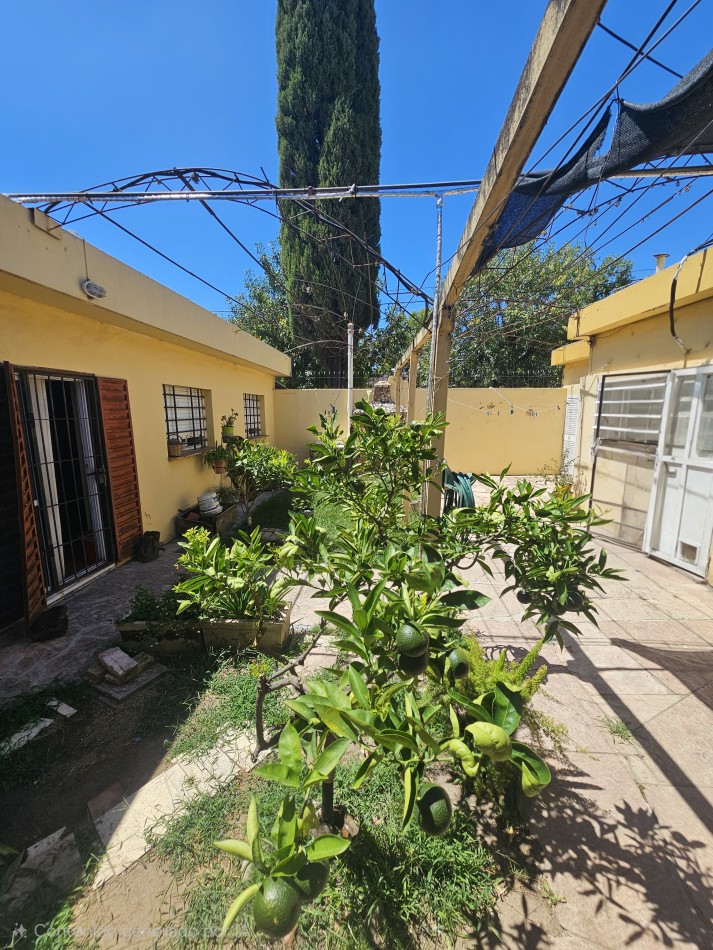 Casa Esquina + Anexo independiente | Quebrada de las Rosas |