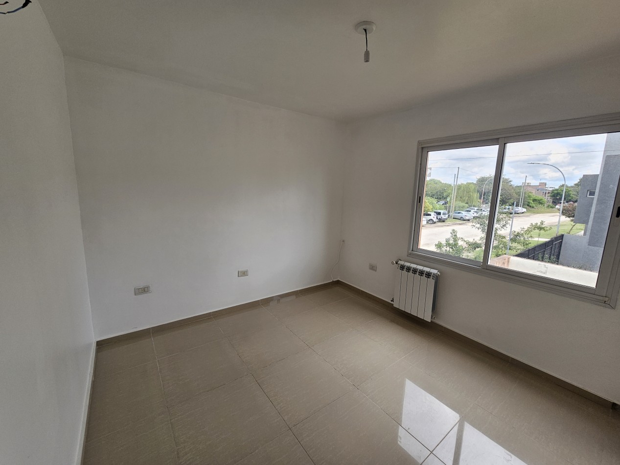Tejas del Sur I | SIN expensas |Duplex 3 dorm |  Patio + asador |Radiadores