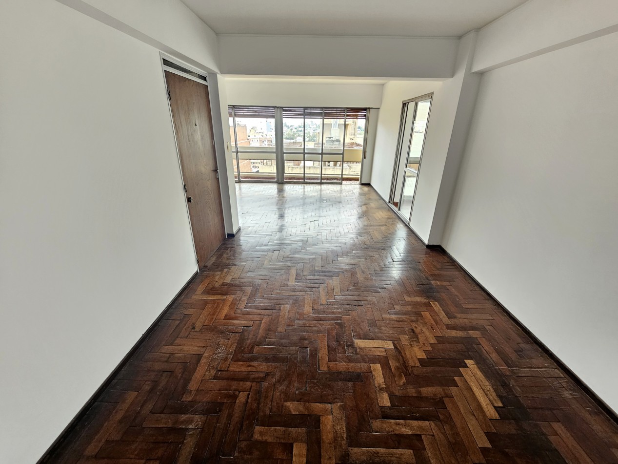 SEMIPSISO 12° c/Cochera | 3 dorm + dependencia | Vista abierta 