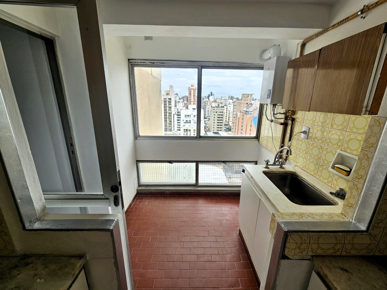 SEMIPSISO 12° c/Cochera | 3 dorm + dependencia | Vista abierta 