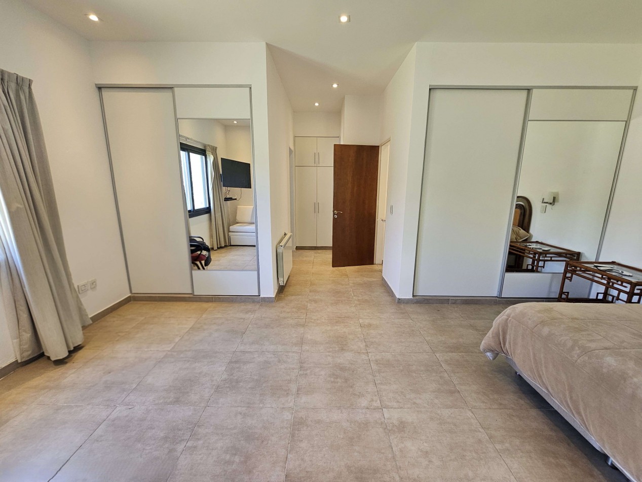 Estacion del Carmen | 4.500 m² + pileta climatizada + cancha propia