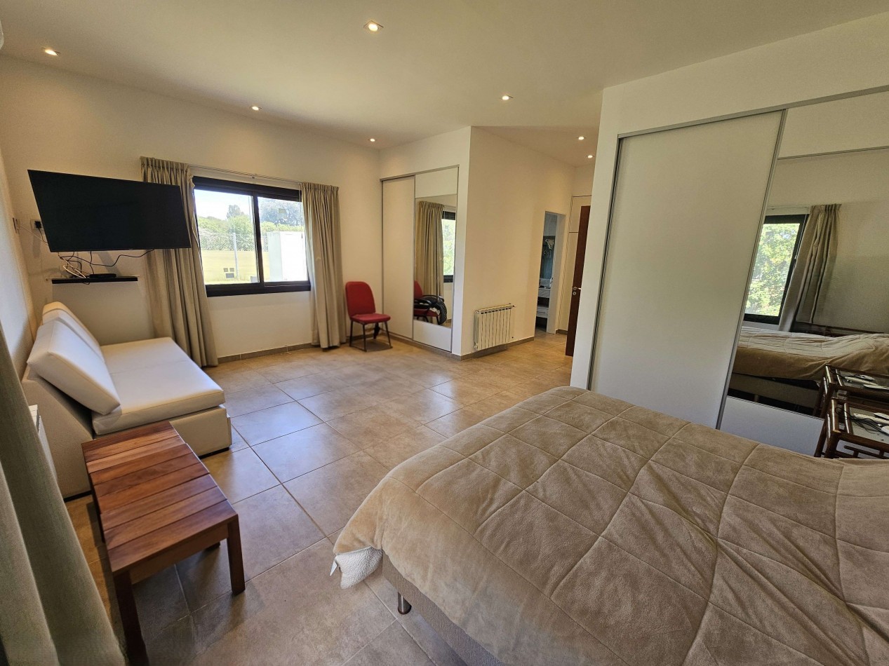 Estacion del Carmen | 4.500 m² + pileta climatizada + cancha propia
