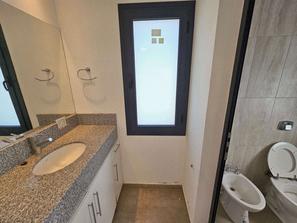 Estacion del Carmen | 4.500 m² + pileta climatizada + cancha propia