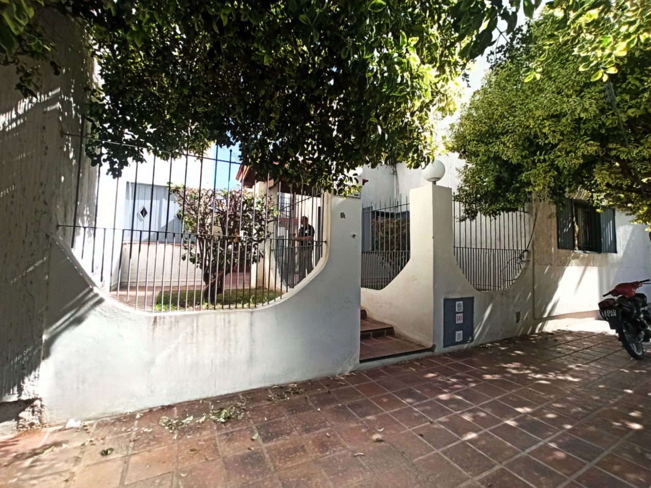  2 dormitorios EN Planta Baja / 2 patios y alarma / Complejo Mari I