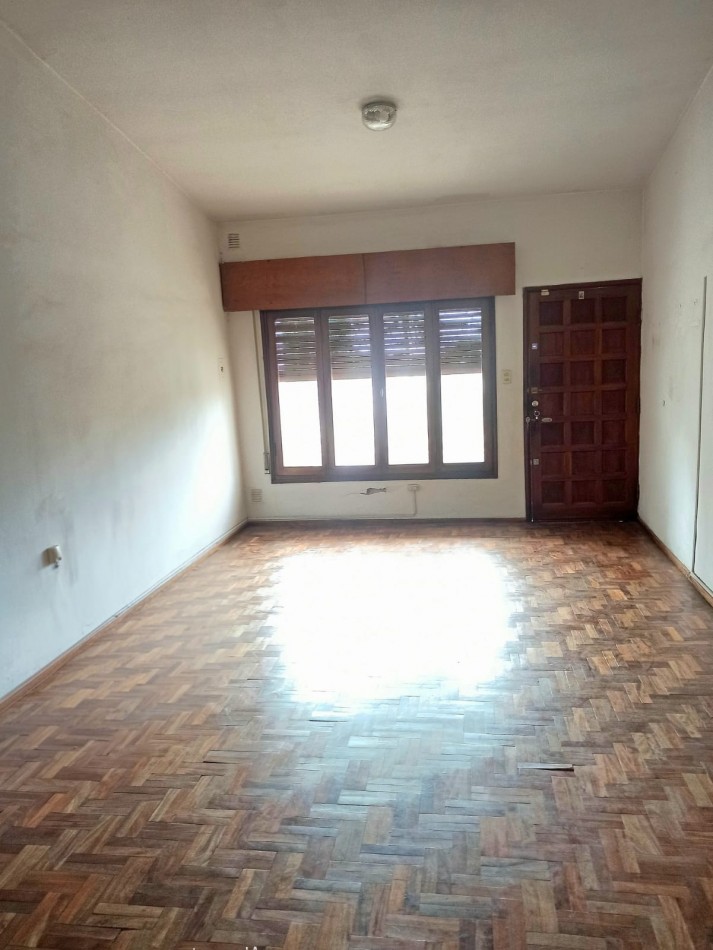 Casa 2 Dormitorios + Cochera + Patio c/ Pileta | Alto Alberdi