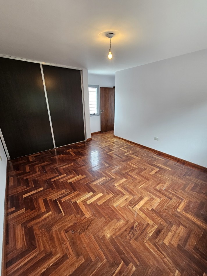 DUPLEX DE 182m2 c/PILETA - CAÑITAS -