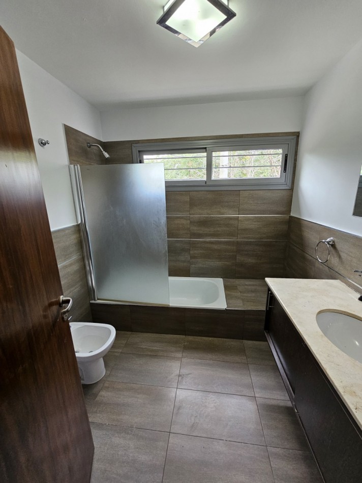 DUPLEX DE 182m2 c/PILETA - CAÑITAS -
