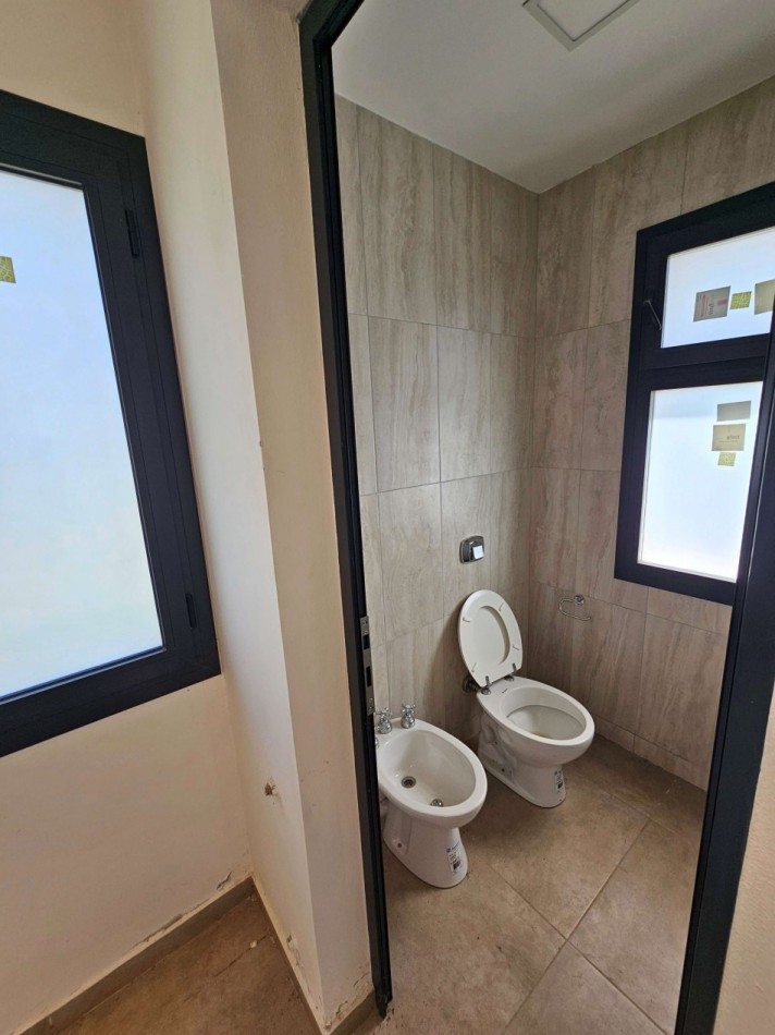 Estacion del Carmen | 4.500 m² + pileta climatizada + cancha propia