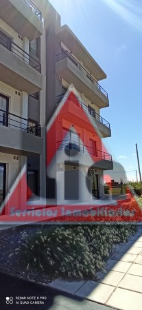  COMPLEJO CERRADO C/PILETA y SEGURIDAD - Externo C/BALCON - VALLE CERCANO -