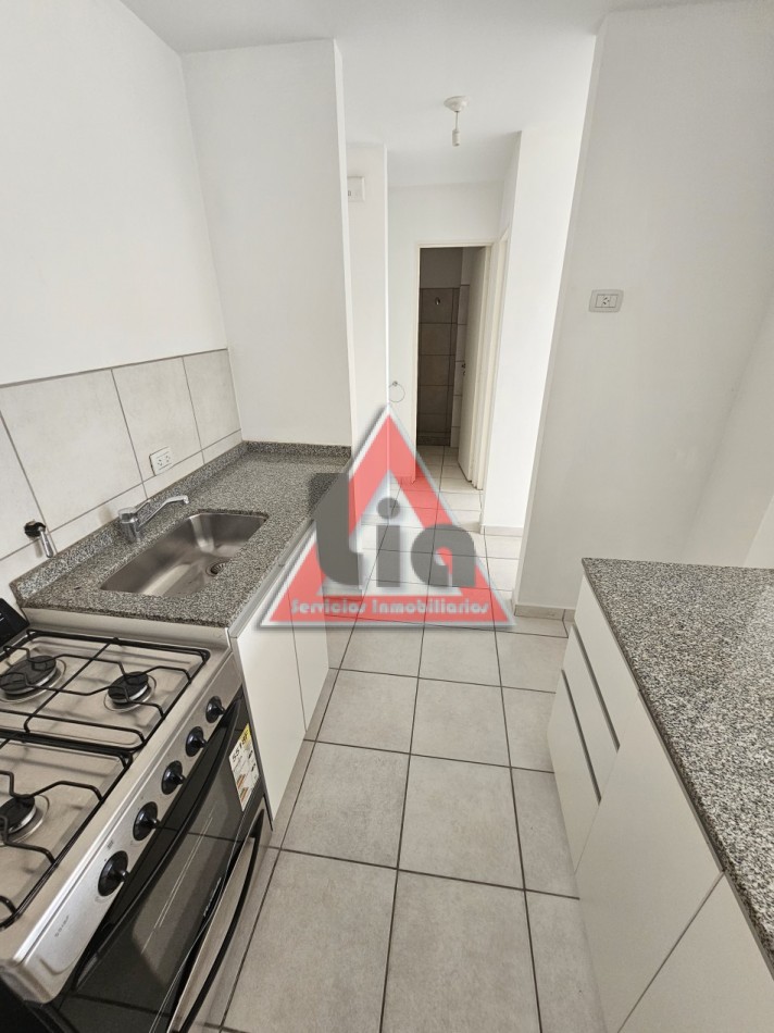  COMPLEJO CERRADO C/PILETA y SEGURIDAD - Externo C/BALCON - VALLE CERCANO -