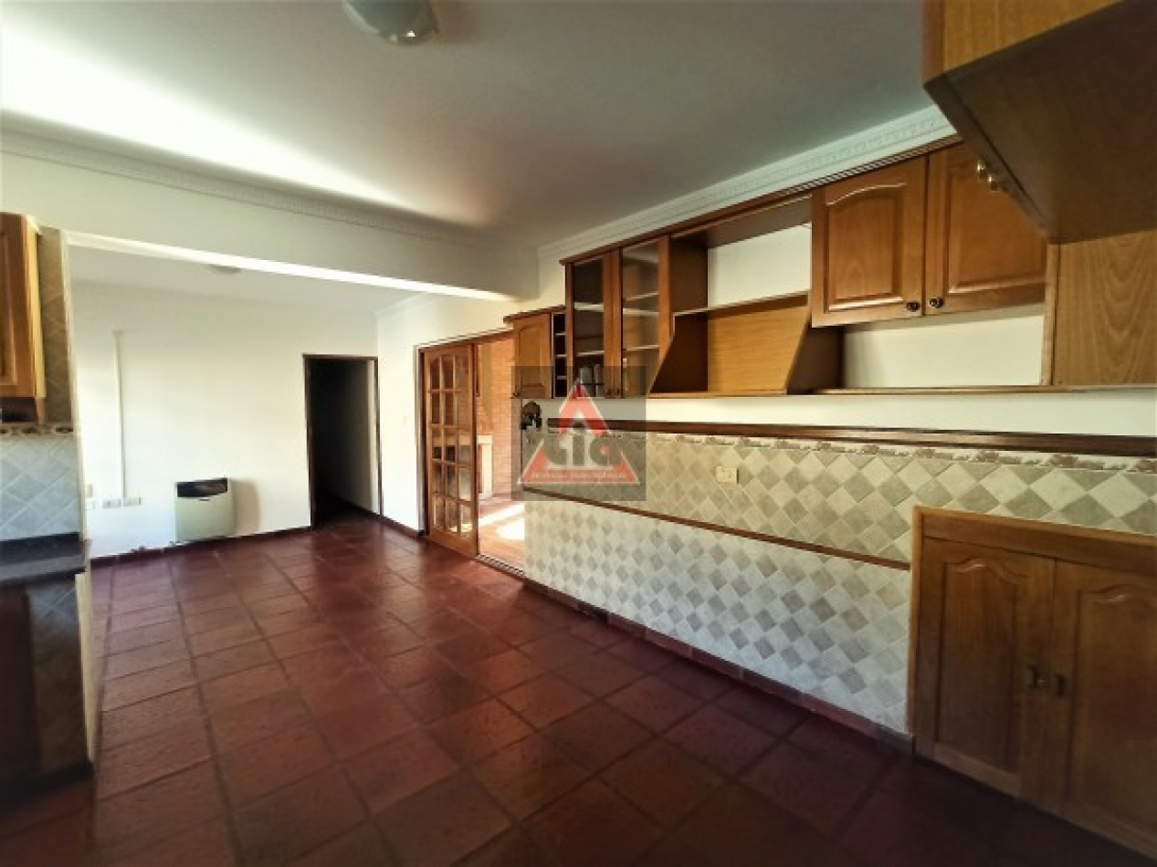 CASA 4 DORM | 360 m² | SEGURIDAD | TEJAS DEL SUR.