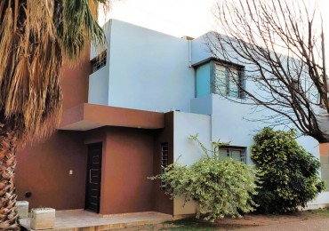 DUPLEX DE 182m2 c/PILETA - CAÑITAS - 