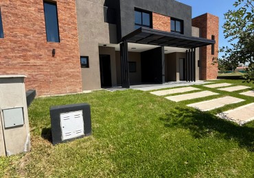 DUPLEX A ESTRENAR/ 3 dormitorios / 2 suites y cochera - San Ignacio Village